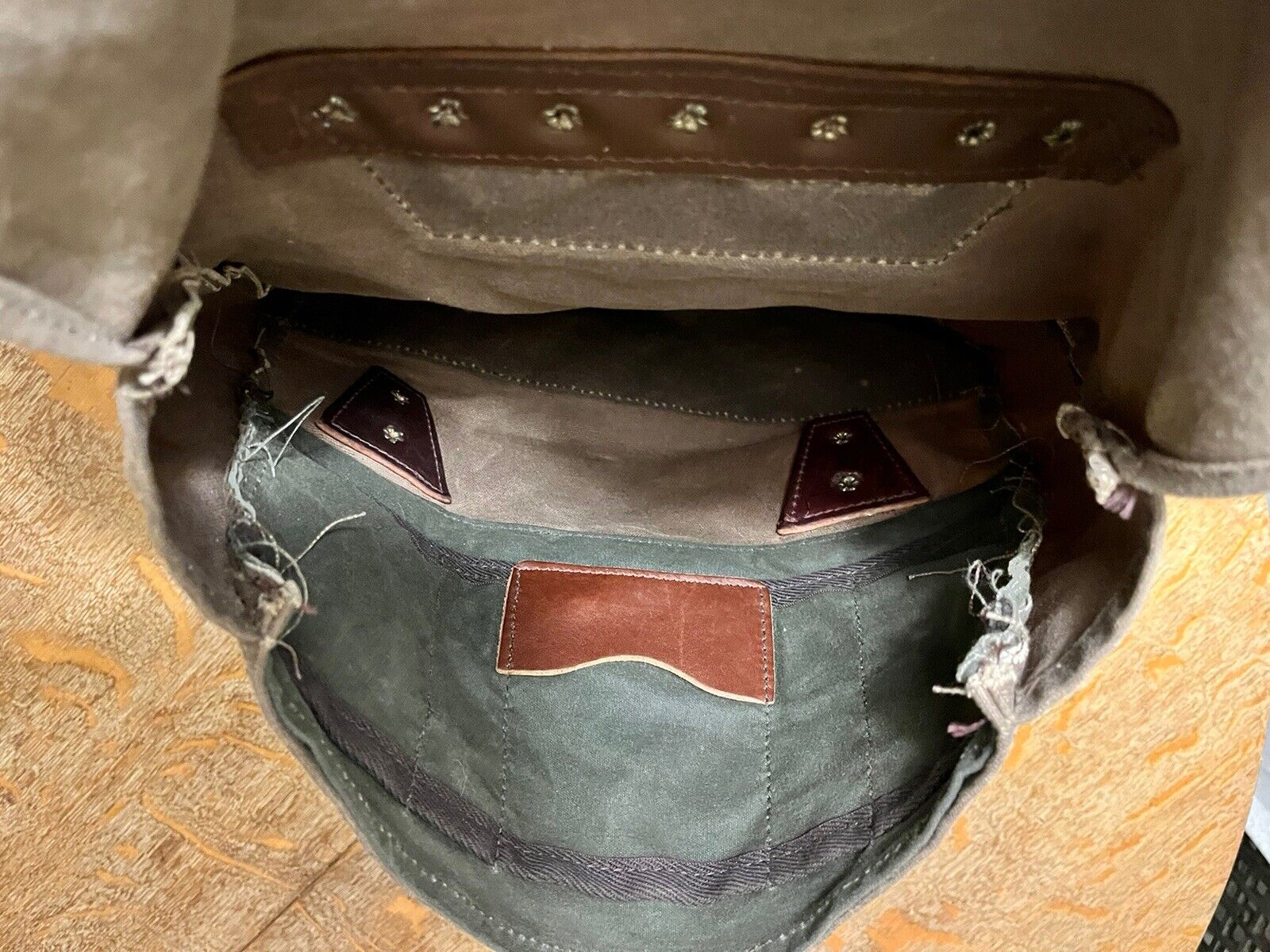 FROST RIVER waxed canvas backpack bag - Original Model 24Hr Smart